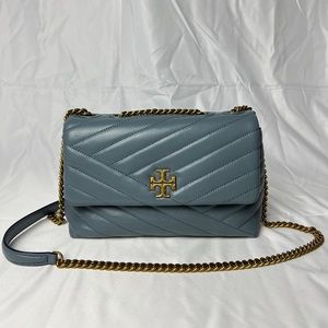 Tory Burch - SMALL KIRA CHEVRON CONVERTIBLE SHOULDER BAG